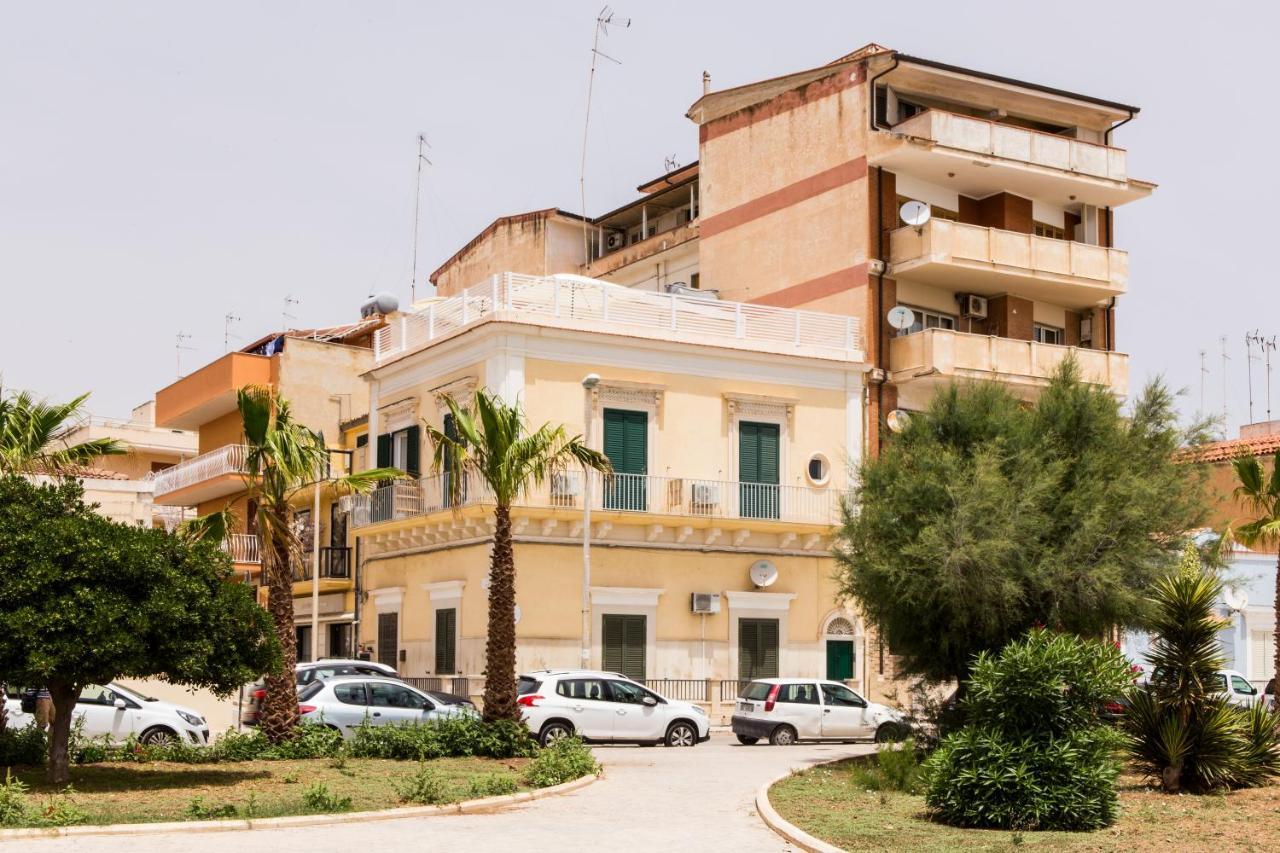 Sea Beach Pozzallo Exterior photo